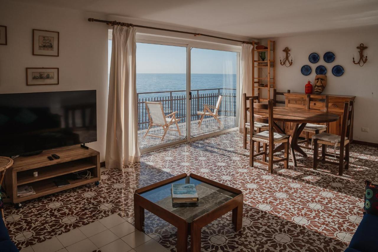 Be Your Home - Appartamento 4 Camere Sul Mare Scesa Al Mare Privata Santa Marinella Exterior photo
